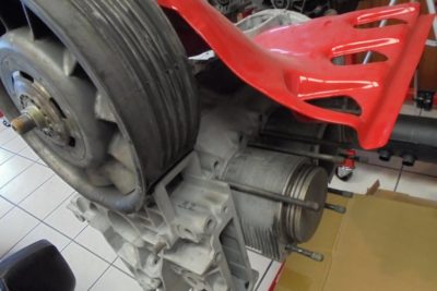 Porsche 911 Carrera motor met compressor