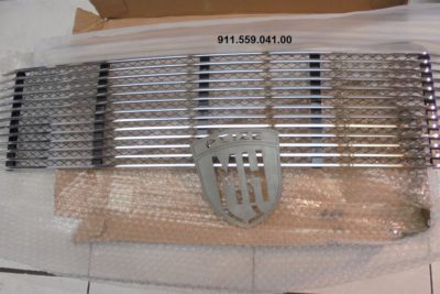 Porsche 911 chrome grill