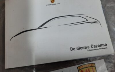 Porsche Cayenne enthousiasmeboekje