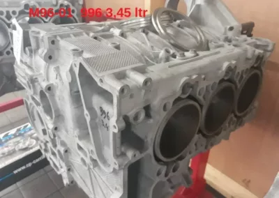 Porsche watergekoelde 911 motor